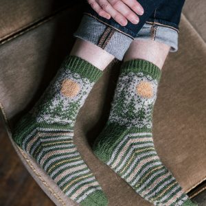 Описание жаккардовых носков "Лесной человек"